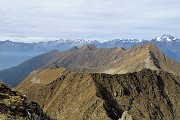 74 In primo piano Cima dei lupi, di Val Lunga e Vallocci, sullo sfondo le Retiche